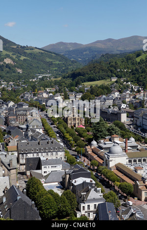 Francia, Puy de Dome, Parc Naturel Regional des Volcans d'Auvergne (Parco naturale regionale dei vulcani di Auvergne), La Bourboule Foto Stock