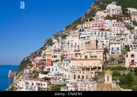 L'Italia, Campania, Costiera Amalfitana, classificato come patrimonio mondiale dall' UNESCO, Positano, vista da Le Sirenuse hotel Foto Stock