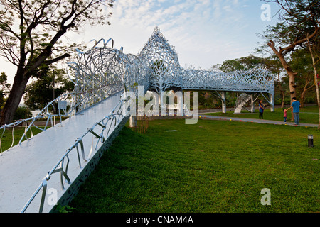 Ondeggiano al chiaro di luna Bridge Talk, Chiayi, Taiwan. JMH5942 Foto Stock