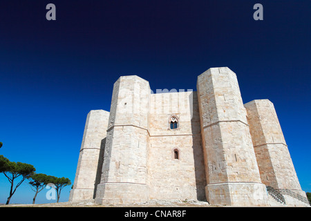 L'Italia, Puglia, Andria, Castel del Monte Castello, elencato come patrimonio mondiale dall' UNESCO Foto Stock