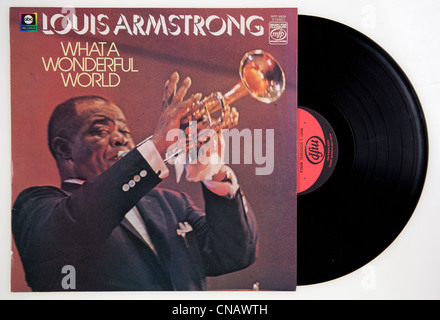 Copertina di album in vinile un mondo meraviglioso di Louis Armstrong, rilasciato 1968 su MFP registra Foto Stock