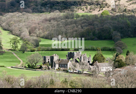 Llanthony Priory Vale of Ewyas Montagna Nera nel Parco Nazionale di Brecon Beacons Galles Foto Stock