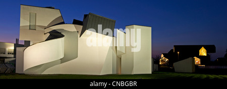 Germania, Baden Wuerttemberg, Weil am Rhein, Vitra Design Museum dall' architetto Frank Gehry Foto Stock