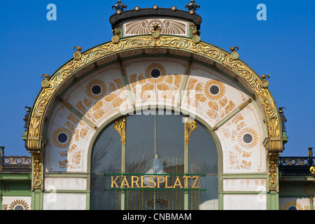 Austria, Vienna, centro storico elencati come patrimonio mondiale dall' UNESCO, Karlsplatz ex stazione della metropolitana, Otto Wagner del padiglione, Foto Stock