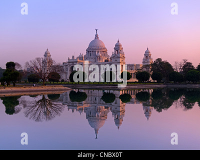 India Bengala Occidentale, Kolkata (Calcutta), Victoria Memorial in tarda serata luce Foto Stock