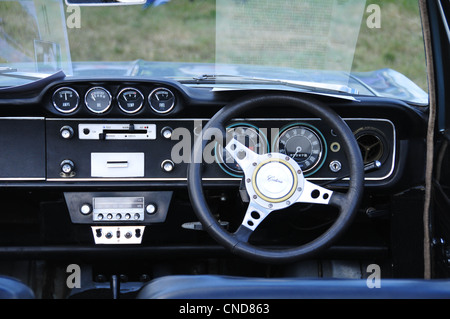 Ford Cortina Crayford convertibili Foto Stock
