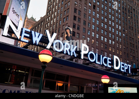 Il New York Police Department edificio in Times Square a Manhattan, New York City.