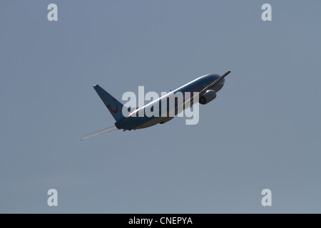 Thomsonfly - Thomson Airways Boeing 737-804 tenendo spento Foto Stock