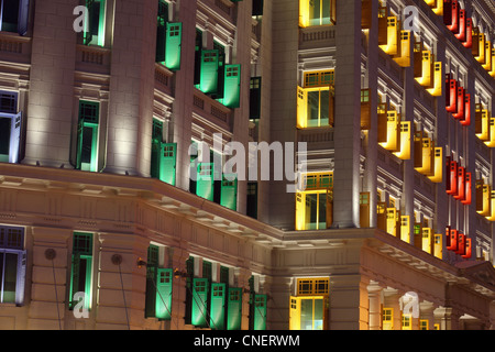 Dettaglio della coloratissima Mica Hotel edificio sulla collina Street nel centro di Singapore. Foto Stock