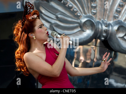 Paloma fede a V Featival 2010 Chelmsford Highlands park Foto Stock