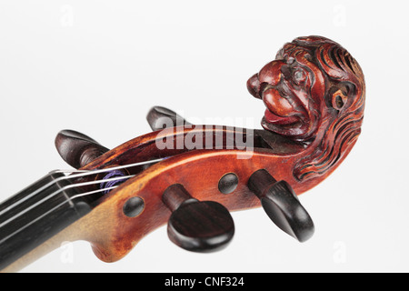 Testa di leone su tedesco violino, circa 1890 Foto Stock