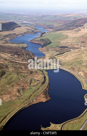 Veduta aerea dei serbatoi di Torside, Rhodeswood & Valehouse a Longdendale, a est di Manchester Foto Stock