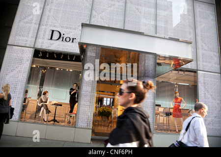 Dior store sulla Fifth Avenue a Manhattan, New York City Foto Stock