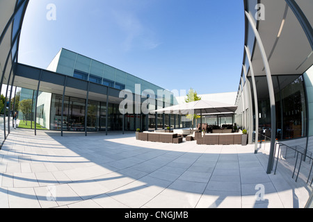 Area di ingresso del Museo Folkwang di Essen. Vista fisheye. Foto Stock