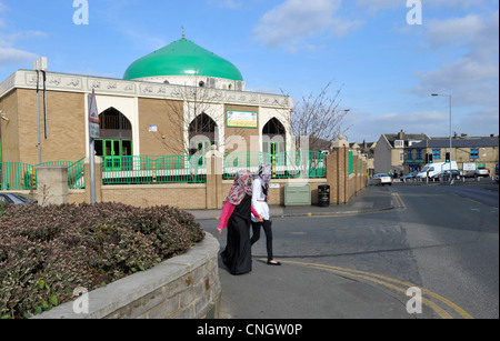 La Moschea Hanfia in George Galloway sua circoscrizione in Bradford West, West Yorkshire, Regno Unito Foto Stock