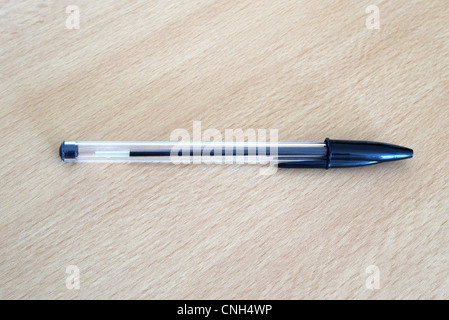 Un Nero Bic penna biro Foto stock - Alamy