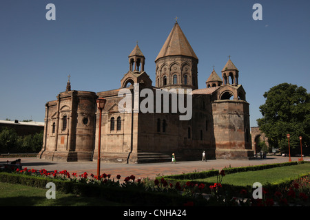 La Cattedrale di Etchmiadzin in Vagharshapat o Etchmiadzin, Armenia. Foto Stock