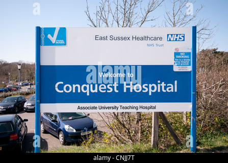 Conquista NHS Hospital segno Hastings East Sussex Regno Unito Foto Stock