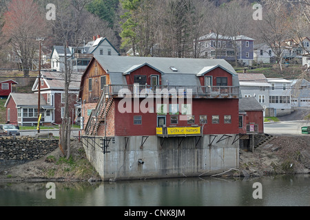 L'edificio Stillwater Arte e Design in Buckland, Massachusetts, parte del villaggio di Shelburne Falls Foto Stock