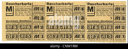 Smoker razione ,1948 scheda per la Renania settentrionale-Vestfalia, americano e britannico in zona occupata, Germania, Europa Foto Stock