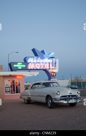 Blue Swallow Motel sulla vecchia strada 66, Tucumcari, Nuovo Messico. Foto Stock
