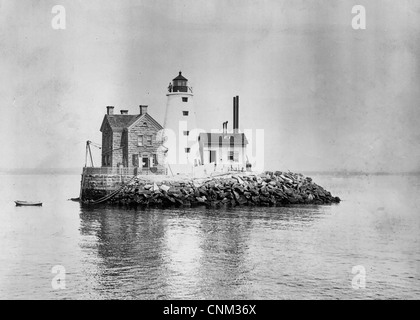 Luce di esecuzione - faro su una piccola isola. Long Island Sound, New York, circa 1896 Foto Stock
