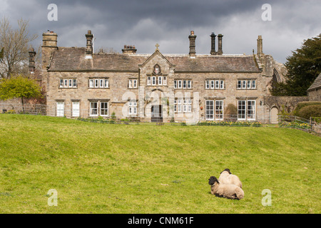 Una casa sul Bolton Abbey Estate in Wharfedale, North Yorkshire. Foto Stock