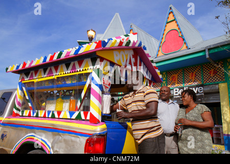 Miami Florida,Little Haiti,Caraibic Market Place Carnival,mercato,comunità Black food Truck,venditori bancarelle stand mercato stand Foto Stock