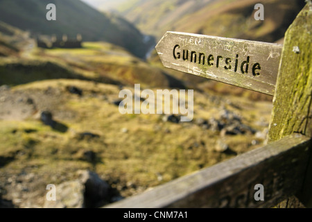 Cartello a abbandonata miniera di piombo lavorazioni, Gunnerside, Yorkshire Dales, Inghilterra. Foto Stock