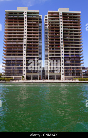 Miami Beach Florida, Biscayne Bay, 1000 Venetian Way, alto edificio, skyline della città, acqua, FL120331245 Foto Stock