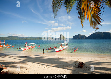 Spiaggia di Isola Inabuyutan, Arcipelago Bacuit, El Nido, PALAWAN FILIPPINE, Asia Foto Stock