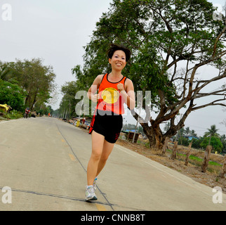 Hash House Harriers o guide di hash, membri della bangkok hashers su una corsa a Bangkok, in Thailandia Foto Stock