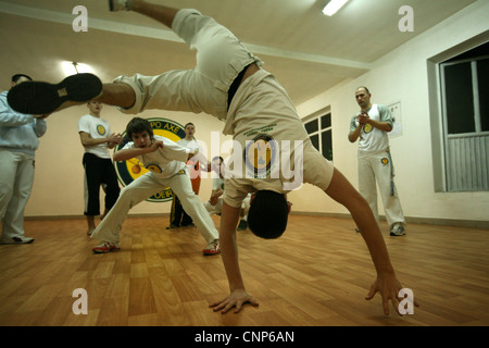 Formazione di Capoeira a Belgrado in Serbia. Foto Stock