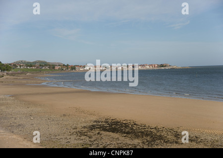 Rhos sul mare da Colwyn Bay, il Galles del Nord Foto Stock