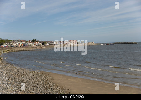 Rhos sul mare da Colwyn Bay, il Galles del Nord Foto Stock