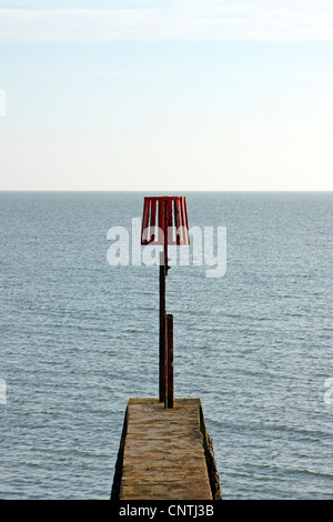 Costa Est e GROYNE SEASCAPE A DOVERCOURT. ESSEX REGNO UNITO. Foto Stock