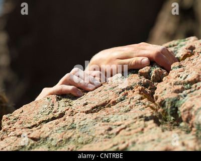 Close up di arrampicatori mani Foto Stock