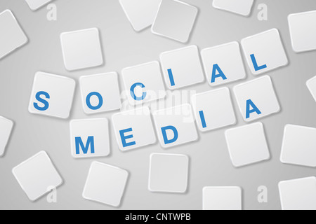 Parole Social Media scritto con piccole piastre sparse con lettere Foto Stock