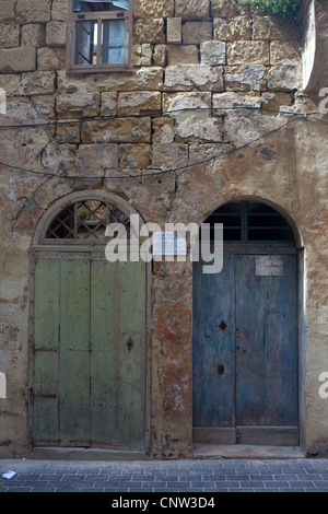 Un edificio abbandonato sull'isola Maltese di Malta Foto Stock