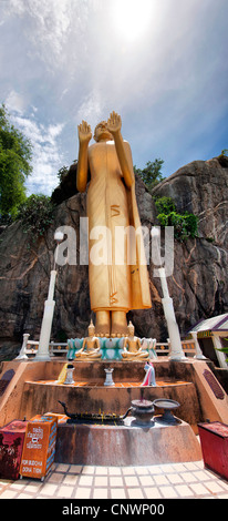 La statua di Budda a Hua Hin in Thailandia Foto Stock
