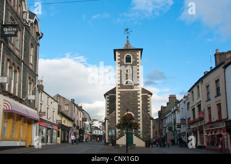 Il centro città e la sala controverso, Keswick, Lake District, Cumbria, Inghilterra, Regno Unito. Foto Stock