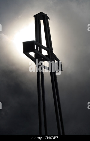 Croce di vetta del Teufelsstättkopf vicino Unterammergau(Baviera in inverno Foto Stock