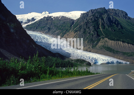 Bear Glacier all'altezza degli occhi lungo il ghiacciaio autostrada Foto Stock