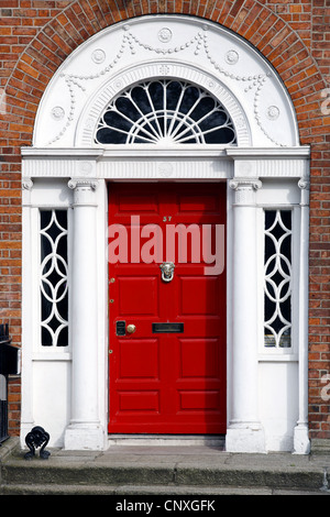 Porta georgiana, Merrion Square, Dublino, Irlanda Foto Stock