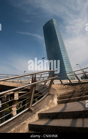 Iberdrola tower, Abandoibarra, Bilbao, Bizkaia, Spagna Foto Stock