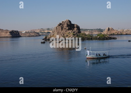 Lago Nasser visto da di Philae isola nei pressi di Aswan, Egitto. Foto Stock