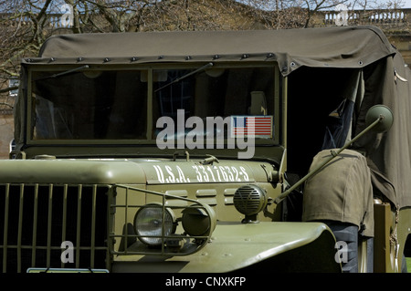 Primo piano di un vecchio veicolo militare dell'esercito degli Stati Uniti restaurato in occasione di una manifestazione a York North Yorkshire Inghilterra Regno Unito Gran Bretagna Foto Stock