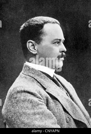 RONALD Ross (1857-1932) medico britannico che ha ricevuto il Premio Nobel per la scoperta del parassita della malaria nella zanzara anofele Foto Stock