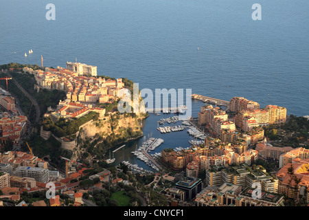 Vista aerea del Principato di Monaco e il palazzo fino a Le Rocher e il quartiere di Fontvieille Foto Stock