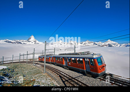 Montagna Gornergratbahn ferrovia a cremagliera e Cervino, Svizzera Foto Stock